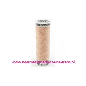 Gutermann naaigaren 658 (licht zalm roze) - 2089
